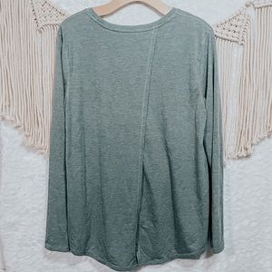 Old navy active long sleeve